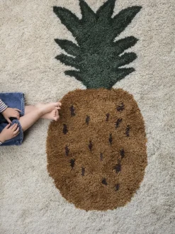 Alfombra artesanal de lana Fruticana