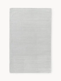Alfombra artesanal de pelo largo texturizada Wes
