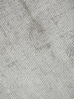 Alfombra artesanal de viscosa Jane