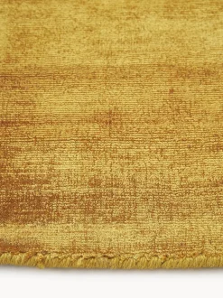 Alfombra artesanal de viscosa Jane