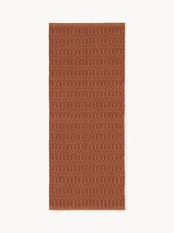 Alfombra corredor exterior artesanal con estampado geométrico Rune