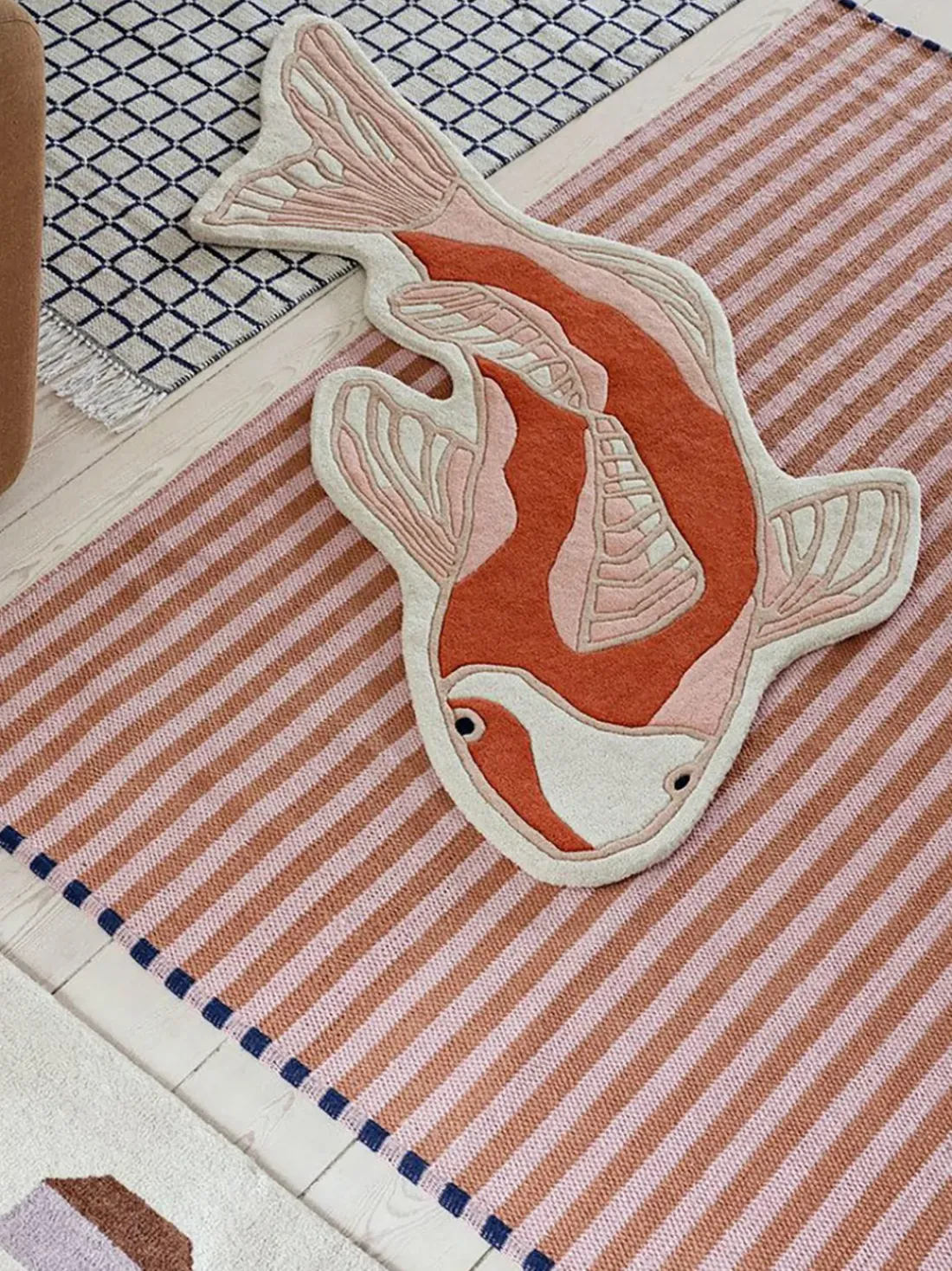 Alfombra de lana de forma orgánica Koi
