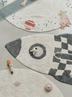 Alfombra infantil artesanal Rocket, lavable