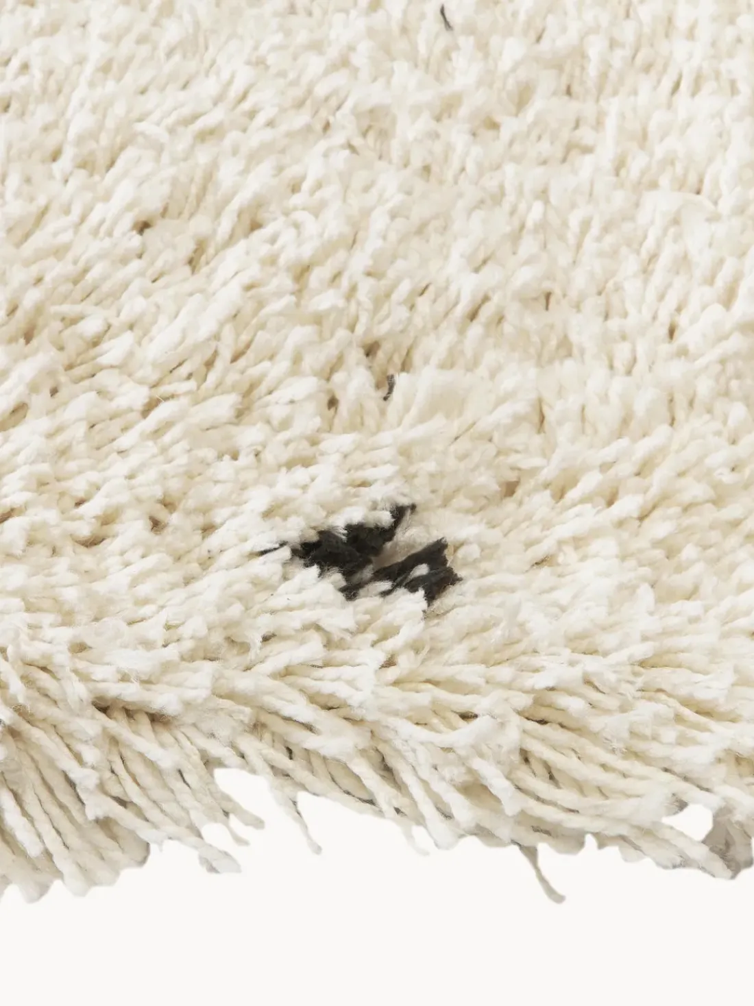 Alfombra redonda artesanal de pelo largo Ayana