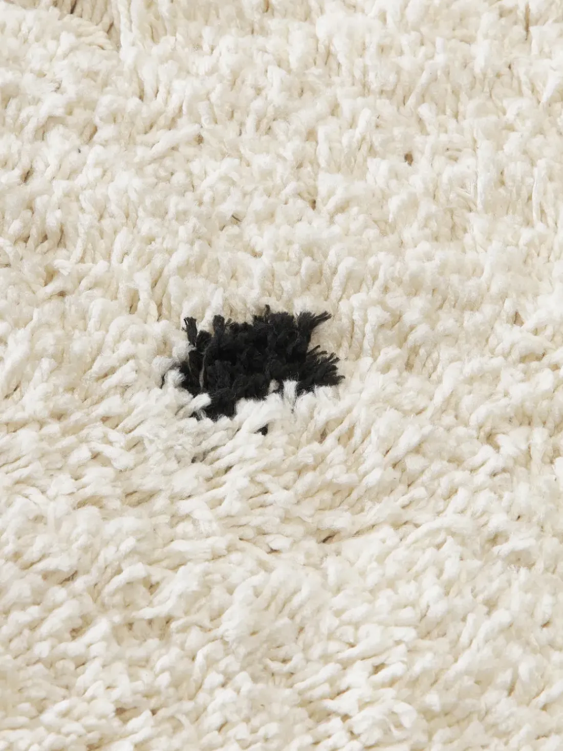 Alfombra redonda artesanal de pelo largo Ayana