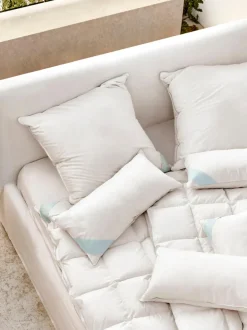 Almohada de plumas Standard, firmeza media