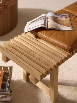 Banco de madera de fresno con asiento de cuero Sora