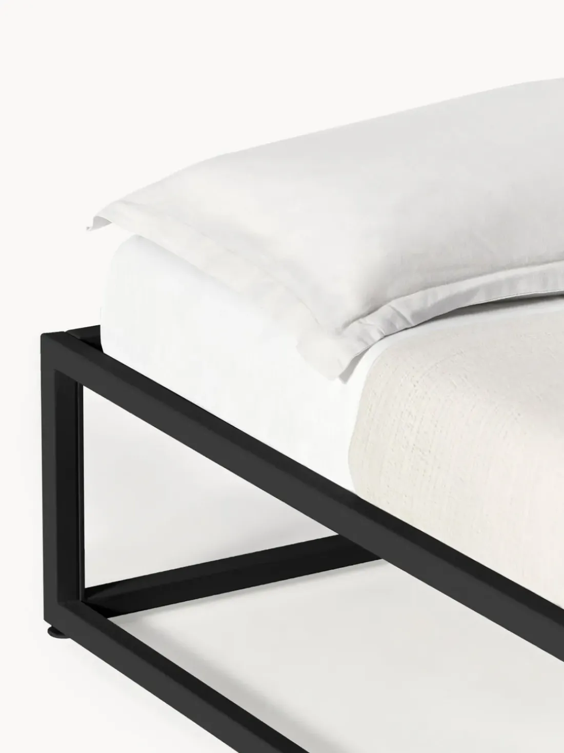 Cama de metal Neptun
