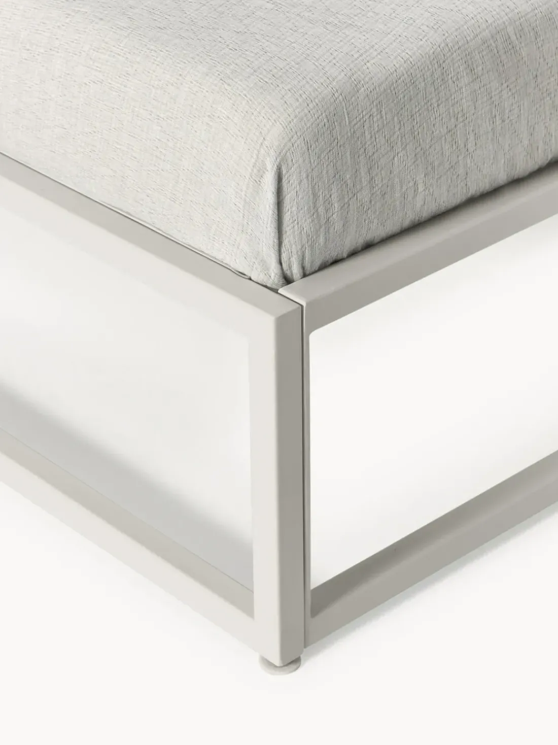 Cama de metal Neptun