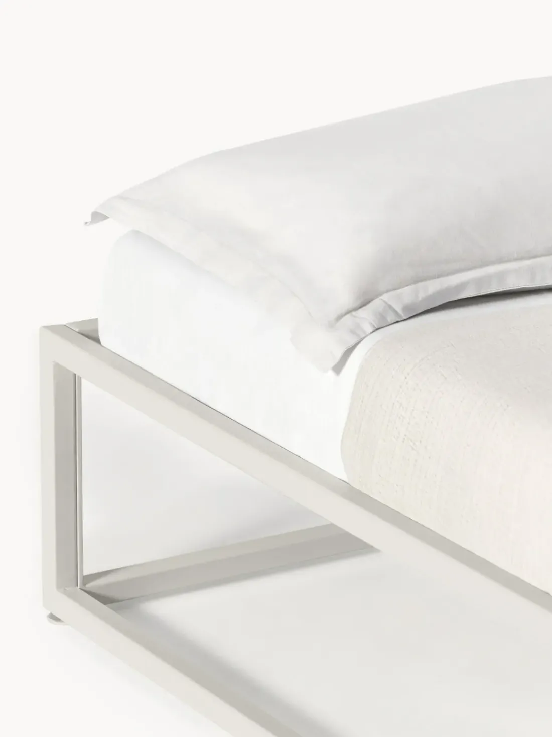 Cama de metal Neptun