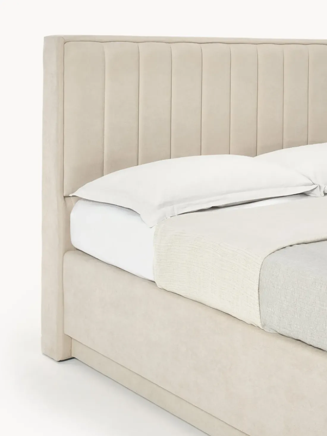 Cama diván con espacio de almacenamiento Livia