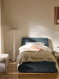 Cama individual en tejido bouclé con espacio de almacenamiento Cloud