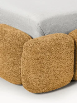 Cama individual tapizada en borreguillo bouclé Tayla