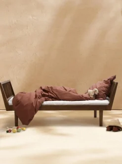 Cama infantil artesanal de madera de roble Eli, 90 x 160 cm