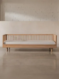 Cama infantil de madera de roble Pure, 90 x 200 cm