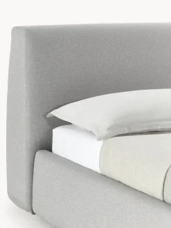 Cama tapizada Cloud
