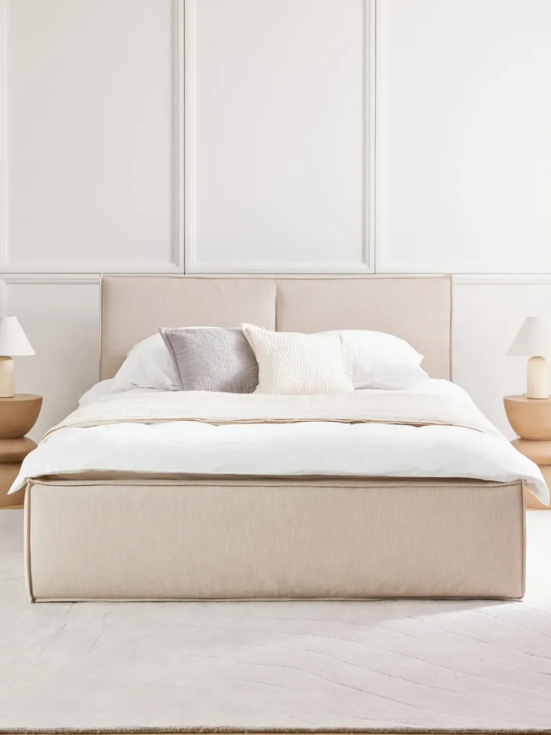 Cama tapizada con espacio de almacenamiento Dream