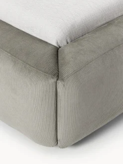 Cama tapizada con espacio de almacenamiento Melva