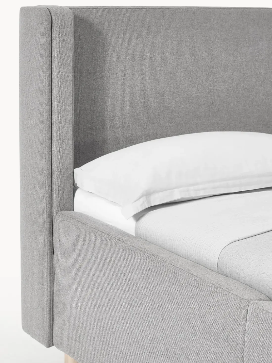 Cama tapizada con espacio de almacenamiento Arche