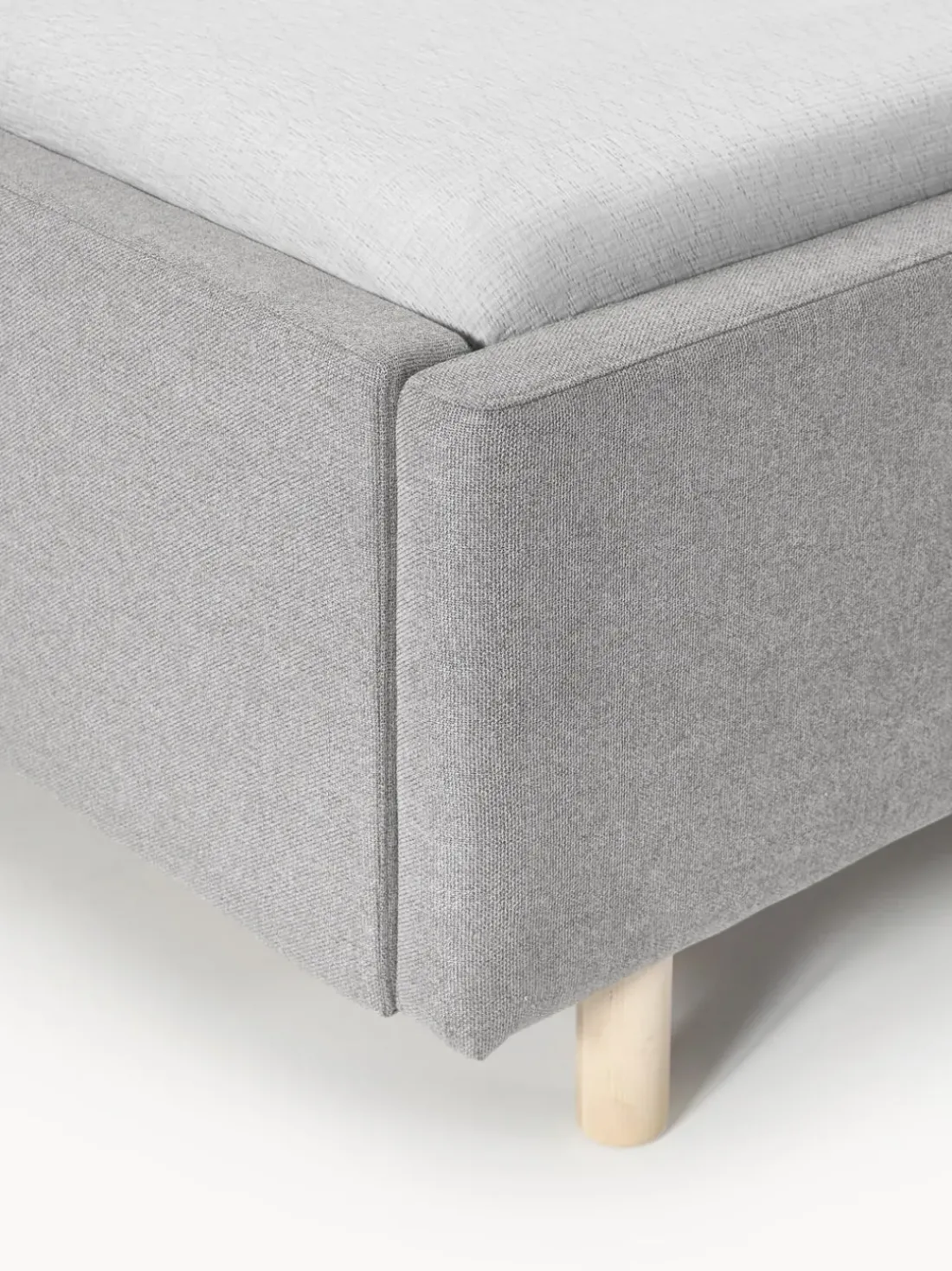 Cama tapizada con espacio de almacenamiento Arche