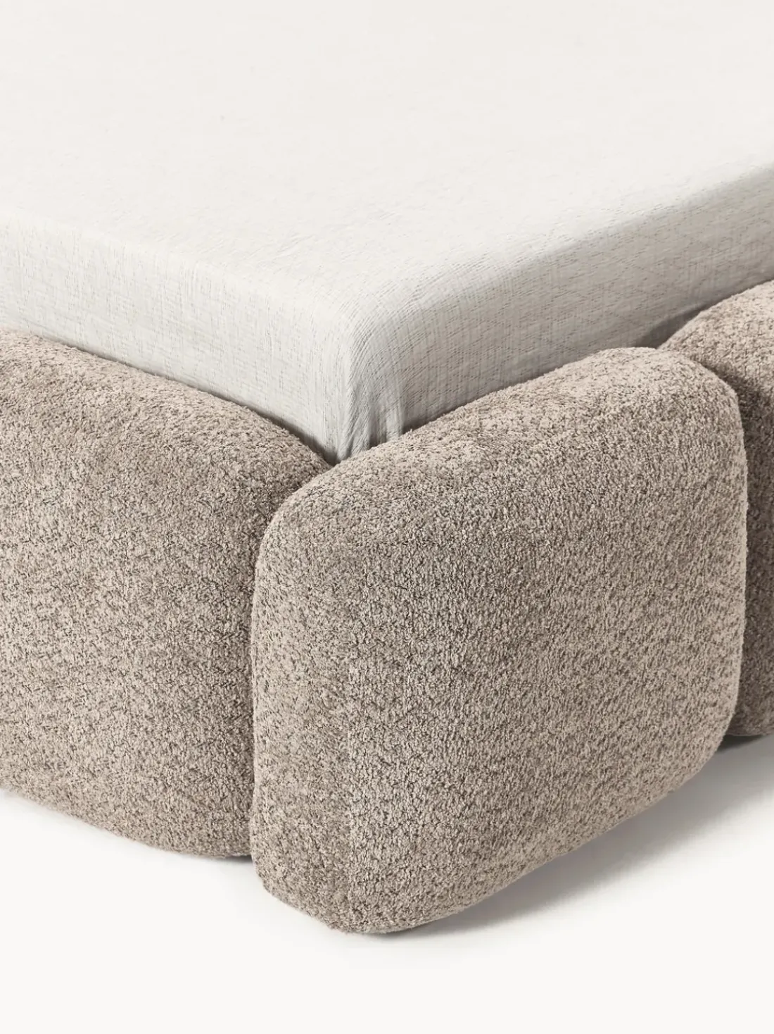 Cama tapizada de borreguillo bouclé Tayla
