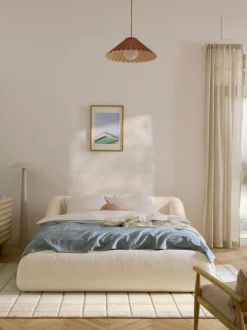 Cama tapizada en borreguillo Sofia