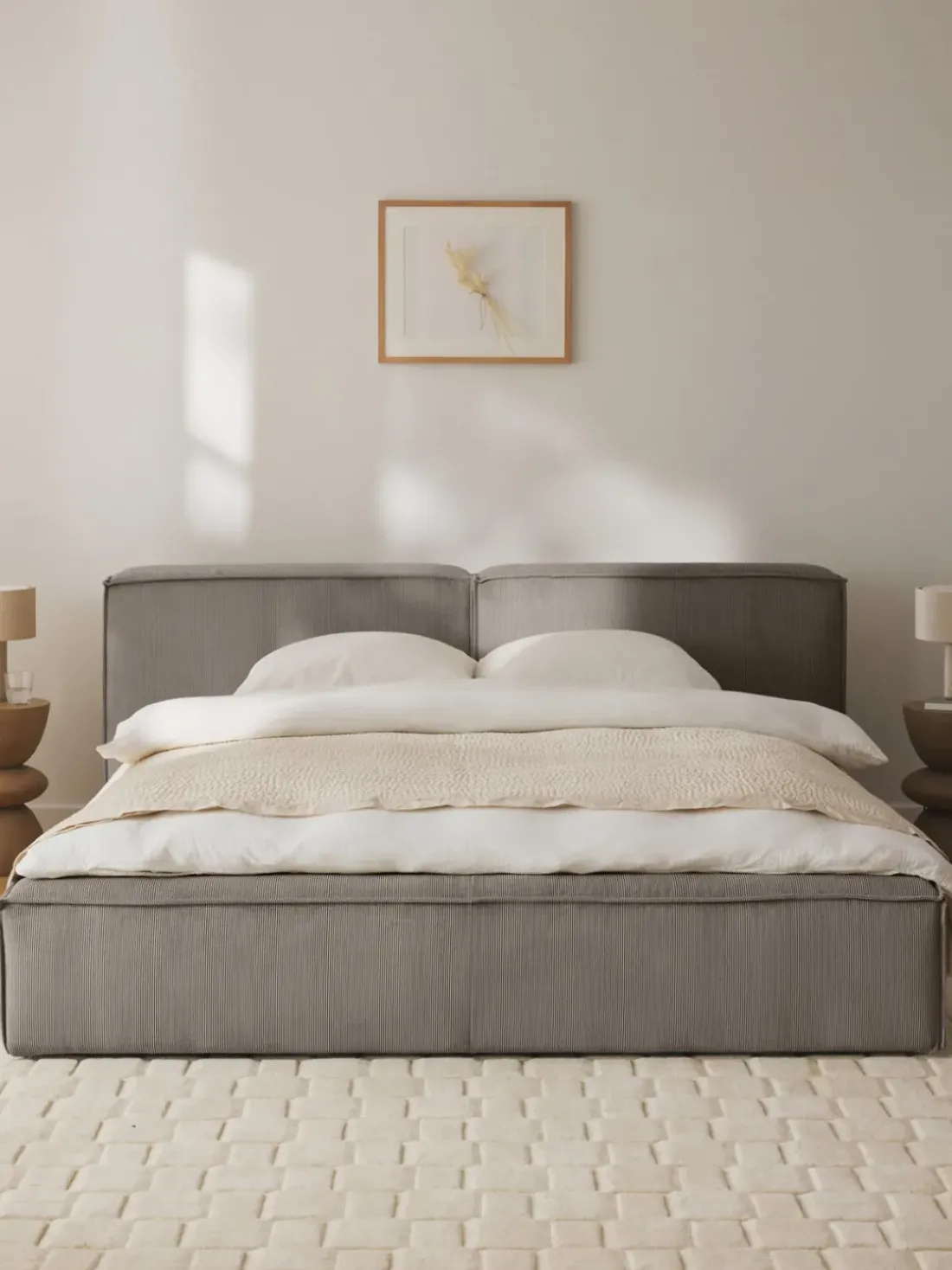 Cama tapizada en pana Lennon
