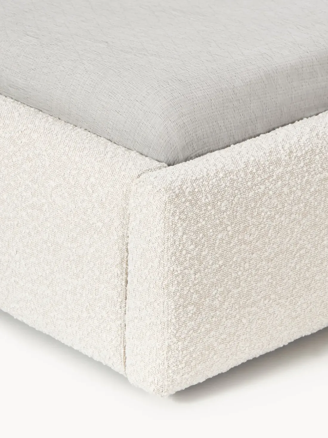 Cama tapizada en tejido bouclé Cloud