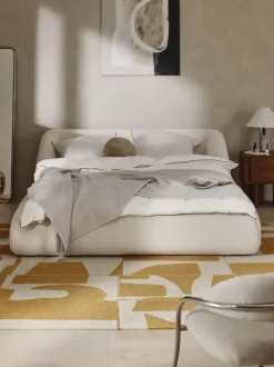 Cama tapizada en tejido bouclé Sofia