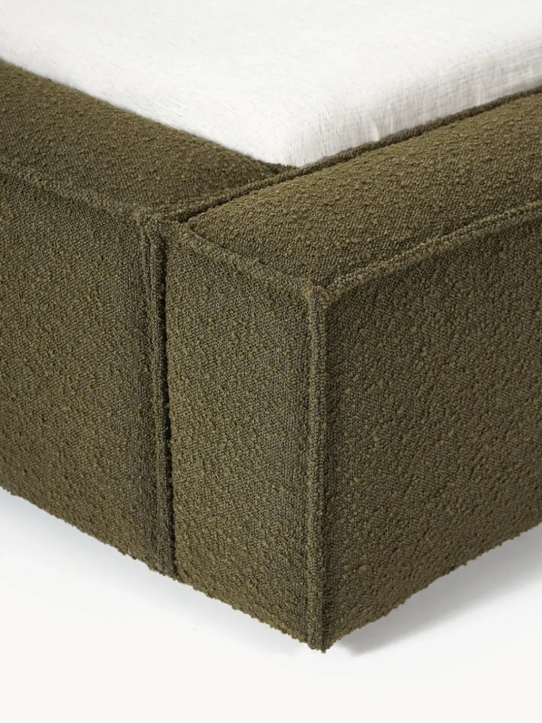 Cama tapizada en tejido bouclé Lennon