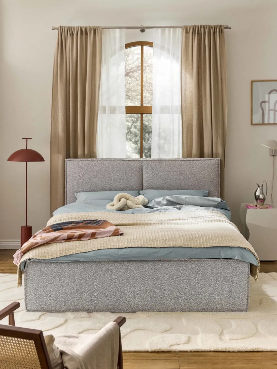 Cama tapizada en tejido bouclé Dream