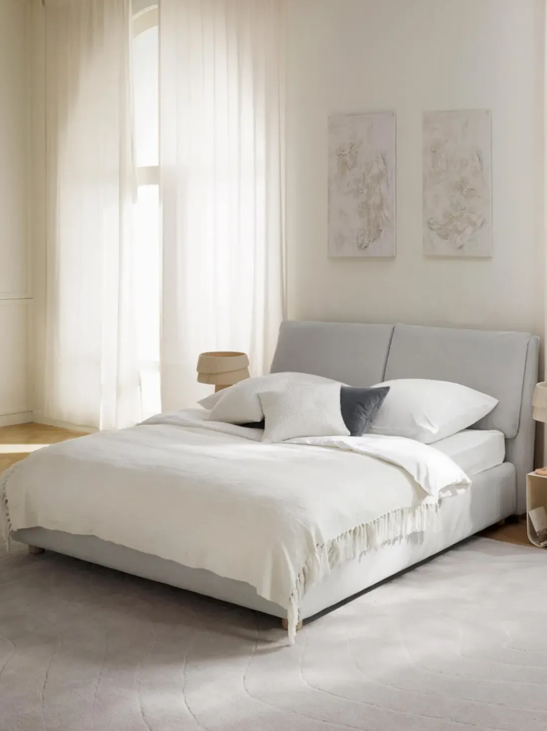 Cama tapizada Laura