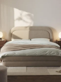 Cama tapizada Solomon