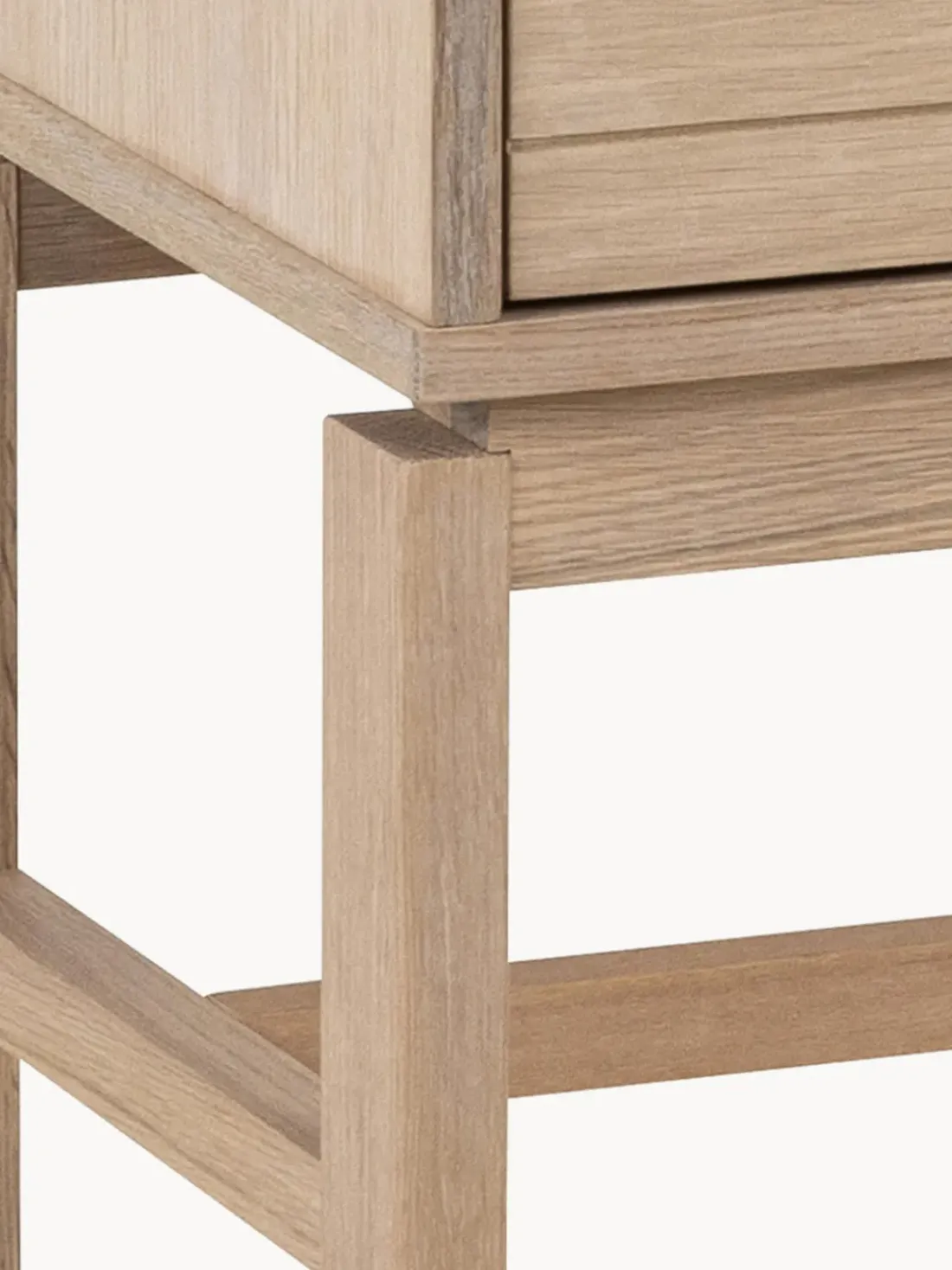 Chiffonnier de madera Linley