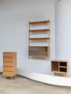 Cómoda de madera de fresno Rise