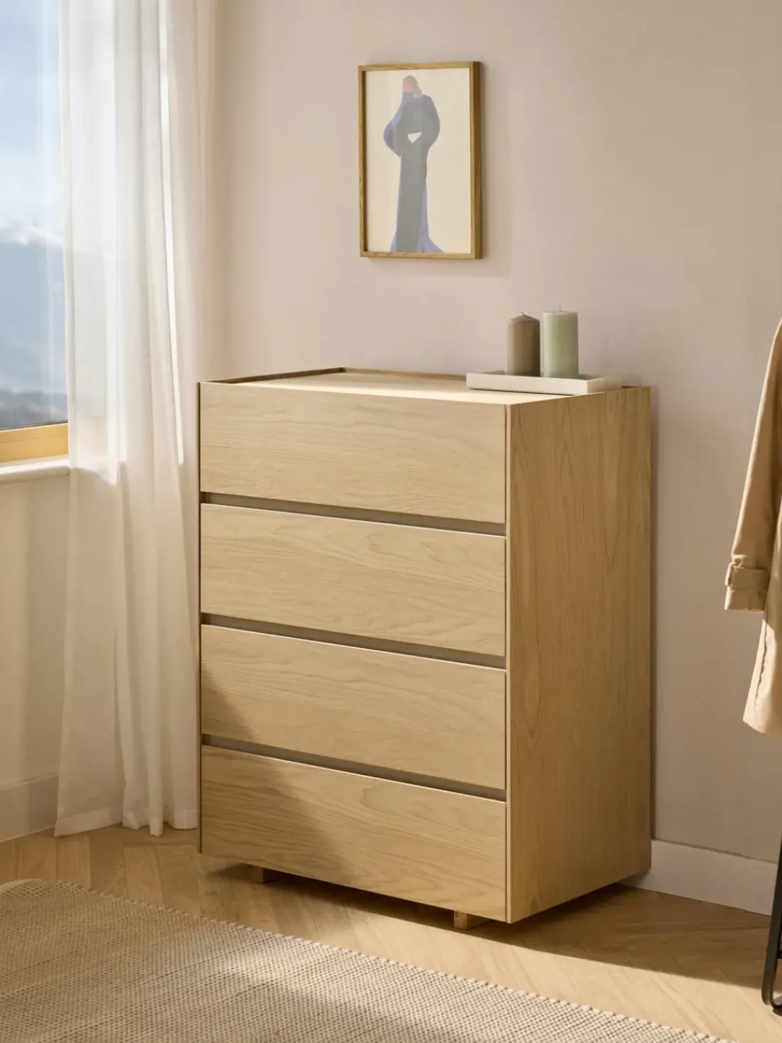 Cómoda de madera Larsen
