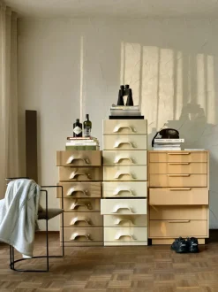 Cómoda de madera Sungkai Space Age