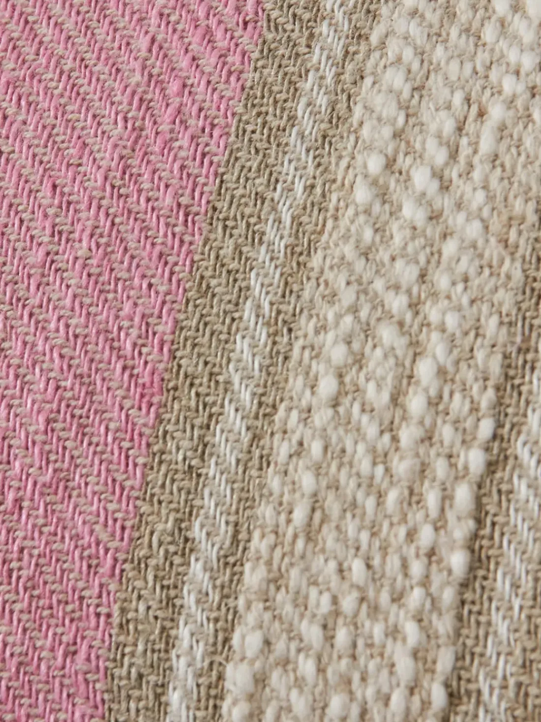 Cojín artesanal Blush