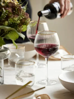 Copas de vino sopladas con relieve en forma esférica Palermo, 4 uds.