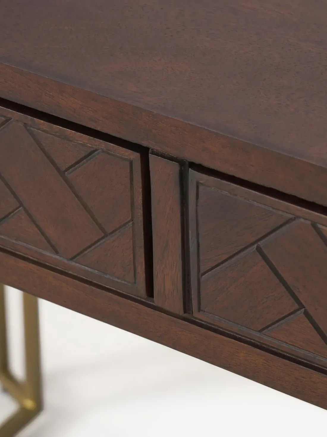 Escritorio de madera de mango con diseño de espiga Luca