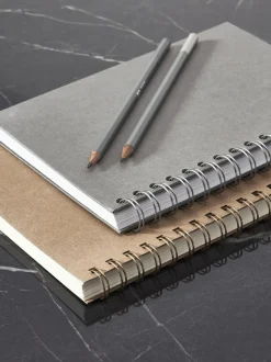 Escritorio en look mármol Liam
