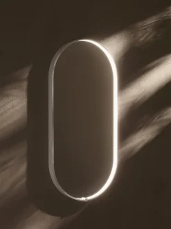 Espejo de pared ovalado con iluminación LED Avior