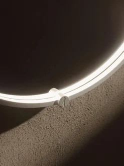 Espejo de pared ovalado con iluminación LED Avior