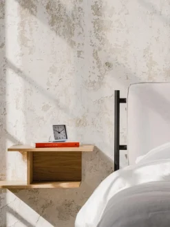 Estante de cama Tann / derecha
