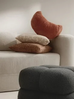 Funda de cojín en tejido bouclé y chenilla Nenda