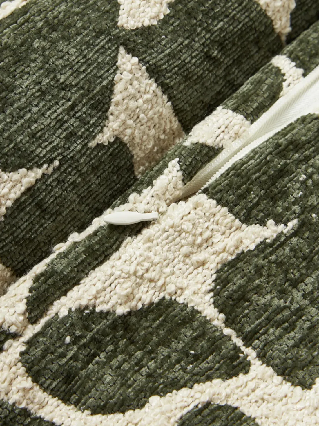 Funda de cojín en tejido bouclé y chenilla Nenda
