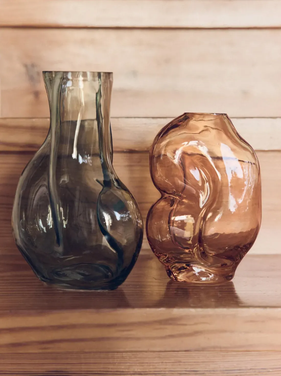 Jarrón de vidrio artesanal Gleam, 22 cm