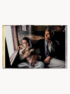 Libro ilustrado Steve McCurry. Animals