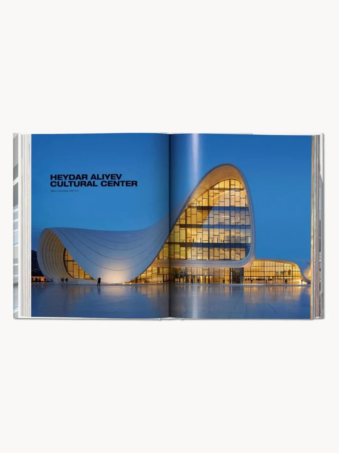 Libro ilustrado Zaha Hadid. Complete Works. 1979 - today
