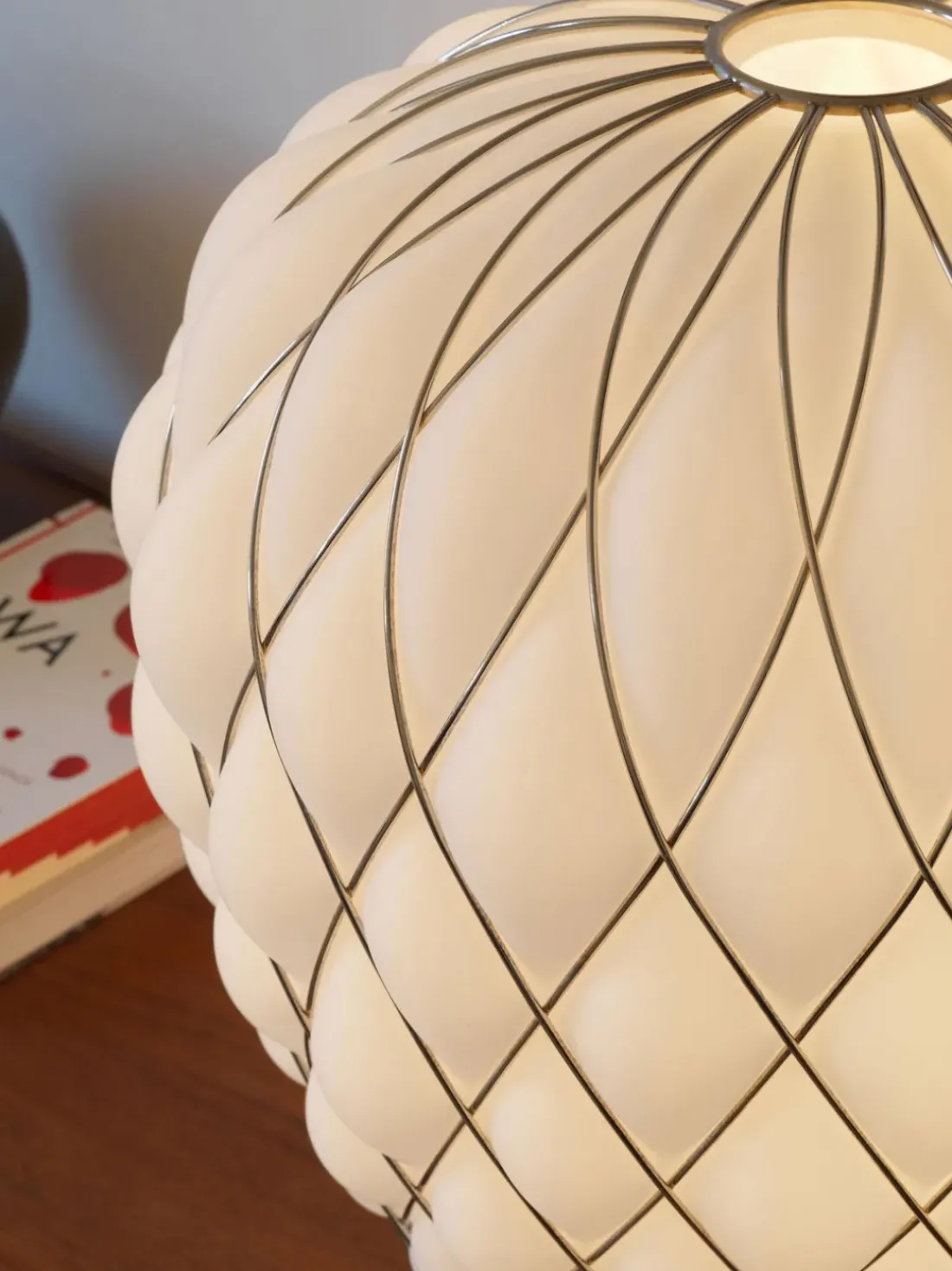 Lámpara de mesa artesanal grande regulable Pinecone